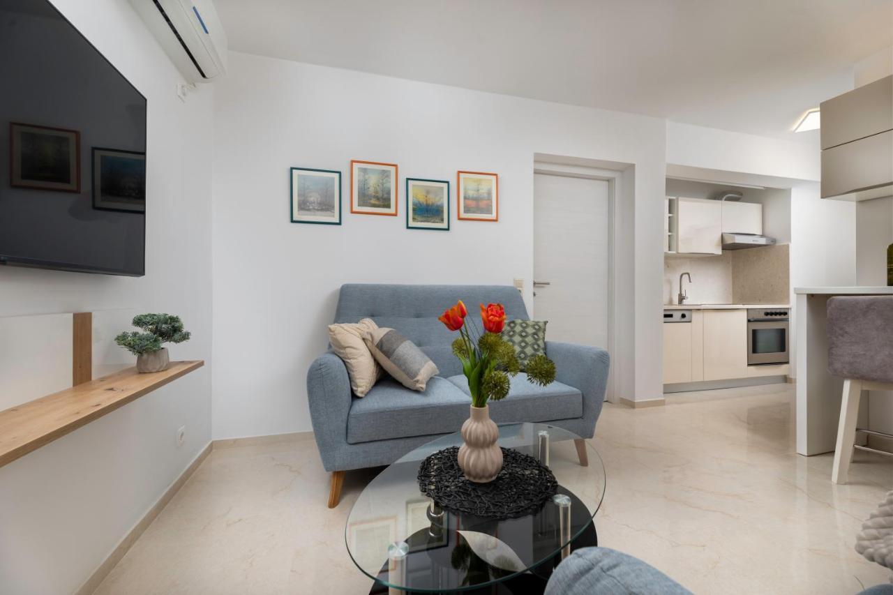 Apartman "Ela" Нивице Екстериор снимка