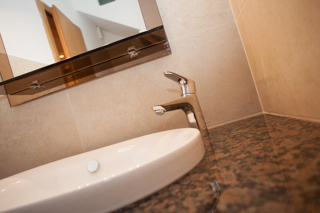 Apartman "Ela" Нивице Екстериор снимка